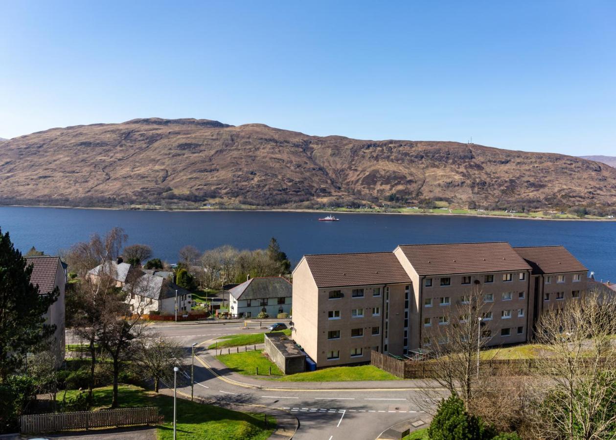 Loch & Hill View Apartment Fort William Exterior photo
